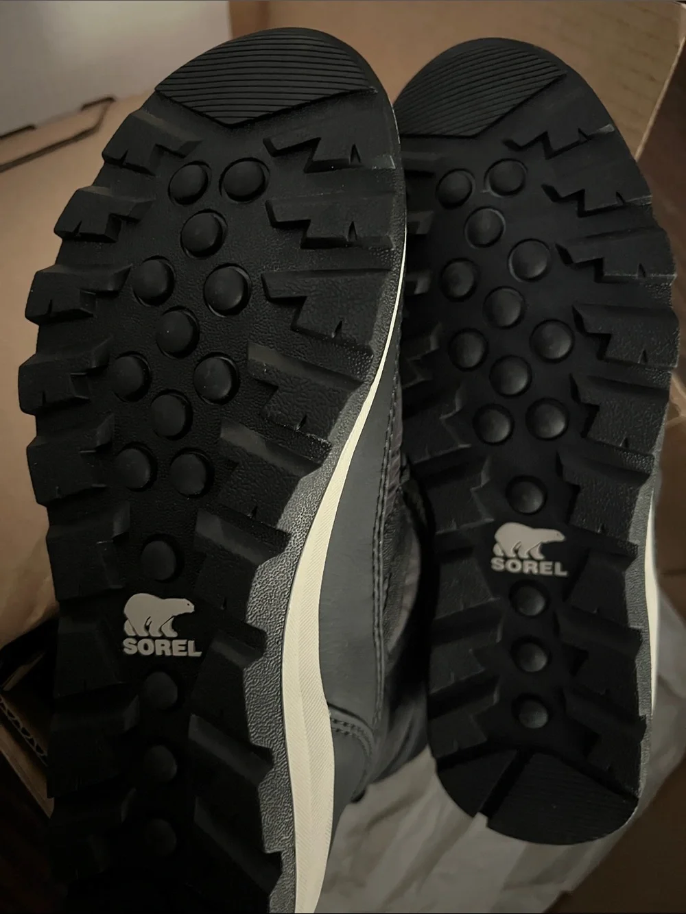 Sorel Winter Boots Youth Size 4